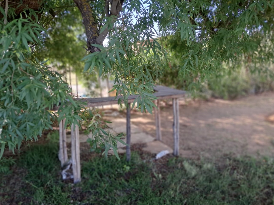 4 Bedroom Property for Sale in Redelinghuys Western Cape